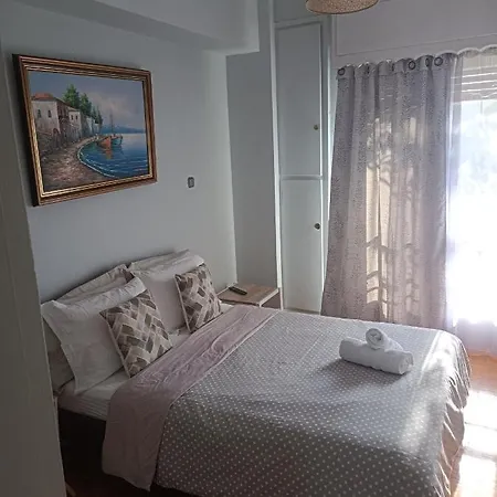 Historic Center Apartment At Thisseio-2