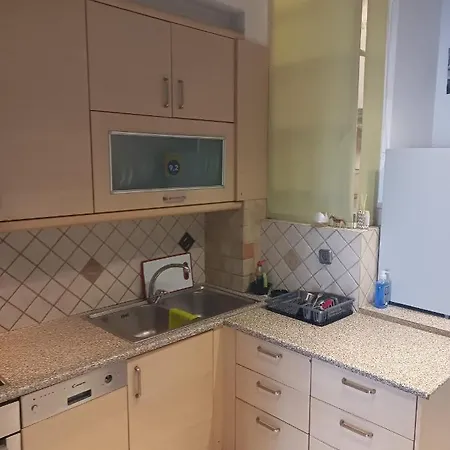Historic Center Apartment At Thisseio-3